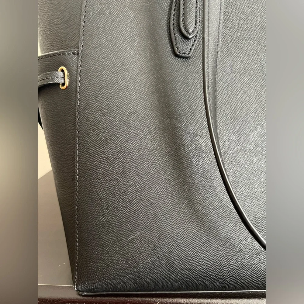 Michael Kors Large Tote Bag - Picture 11 of 12